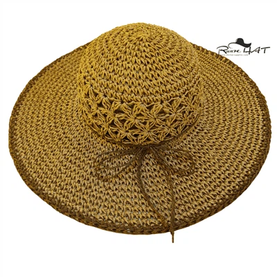 Hand-crocheting Paper Hat